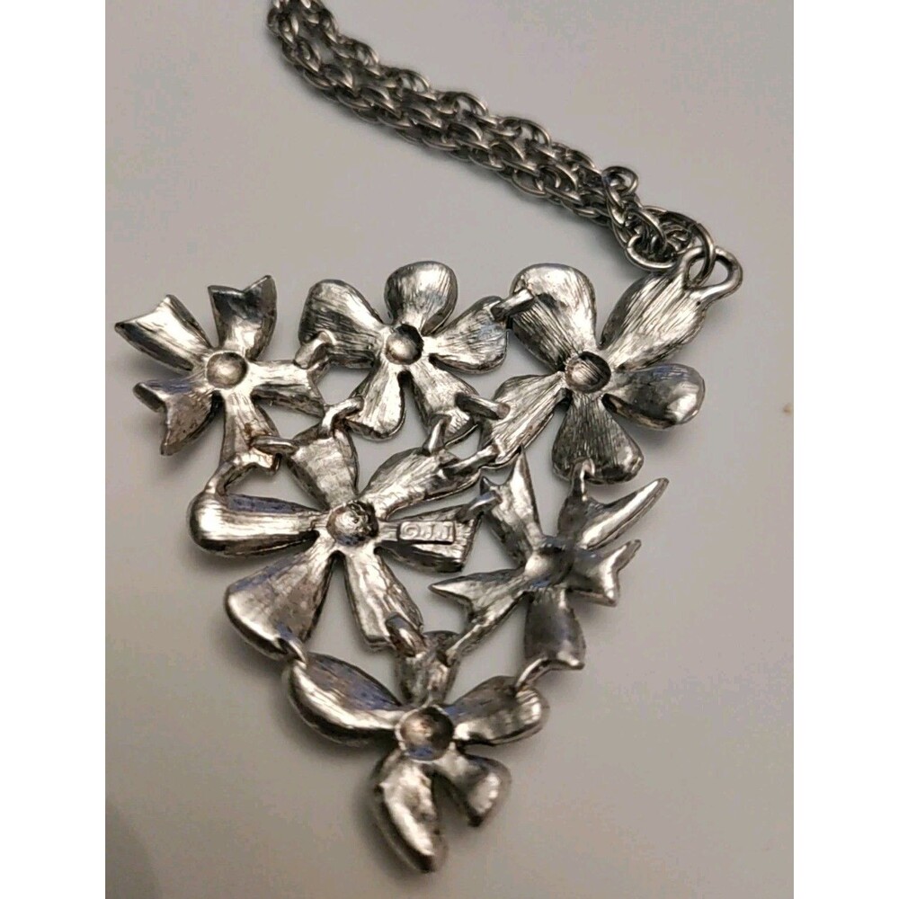 JJ Jonette Flower Pendant Necklace Silver Tone 24" Chain - Picture 2 of 3